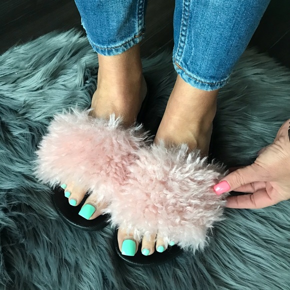 NWB π BLUSH SHEARLING SLIDES | VEGAN - Picture 4 of 8